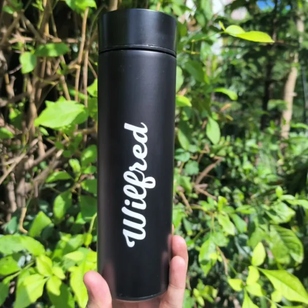 I Smart Water Bottle - Personalized Temperature Bottle with Laser-Etched Name! 500ml - Image 2