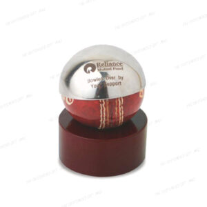 The Cricket Ball Desktop (Customizable) (83mm x 83mm x 75mm)