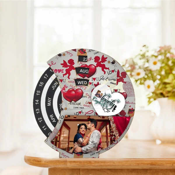 A Timeless Gift : The Personalized Photo Wooden Calendar with Love